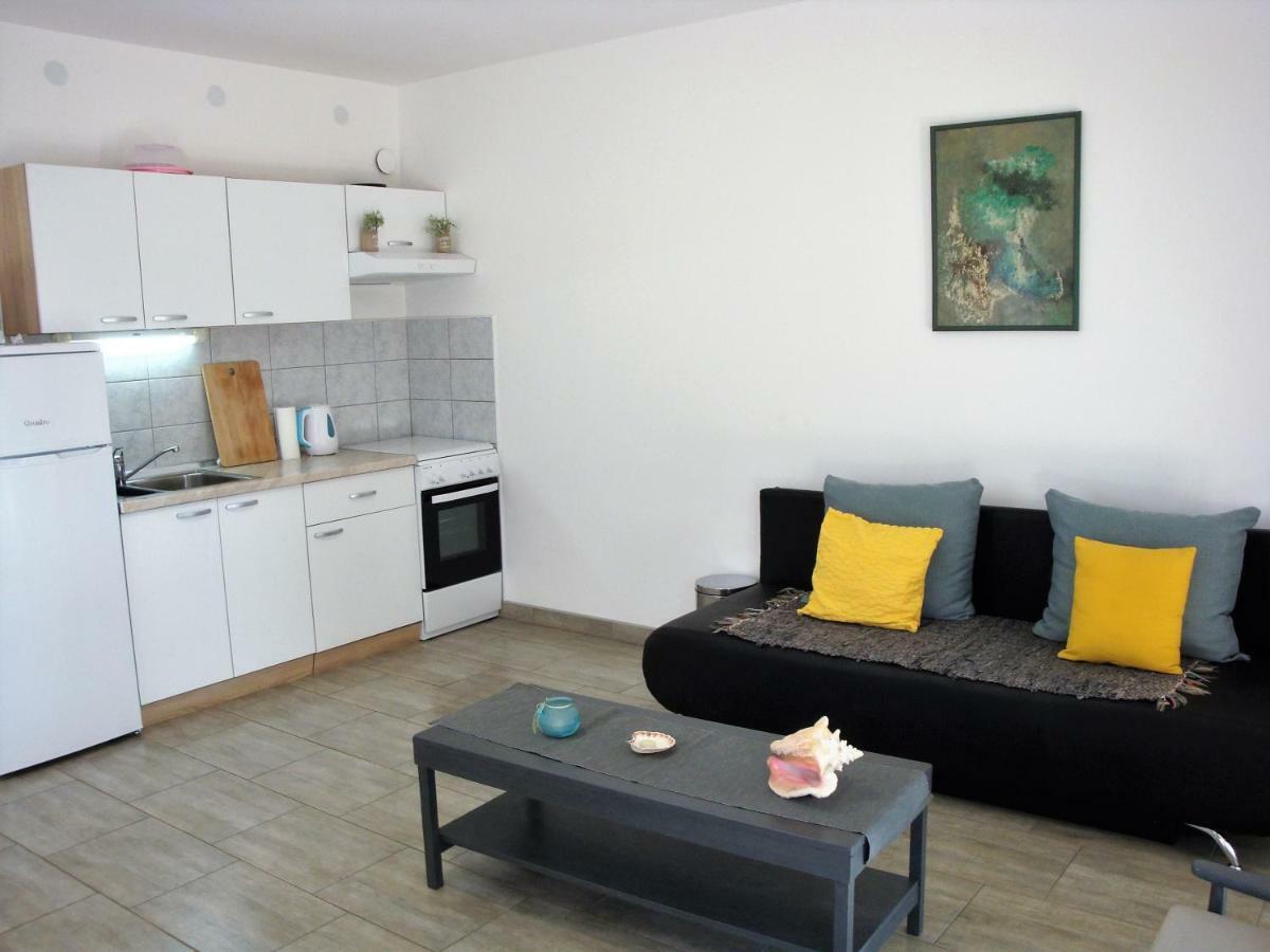 Apartments Olea Pinezići Exteriör bild